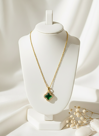 Funkcase Antique Clover Pendant