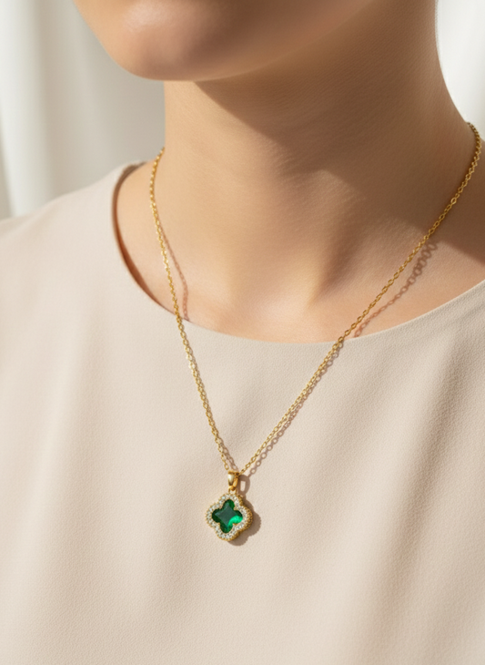 Funkcase Antique Clover Pendant