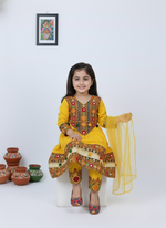 Funkcase "Junior Heritage" Embroidered Pashk