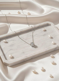 Funkcase cube pearl pendant