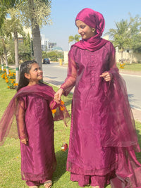 Funkcase Mera Aks - Mother Daughter